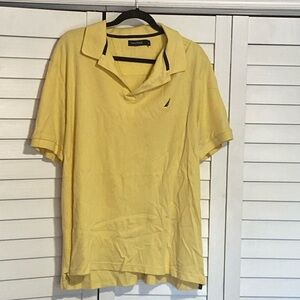 2XL Náutica polo shirt in good condition. Hardly worn.